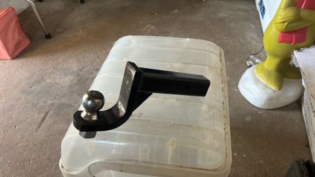 2” Ball Tow Hitch