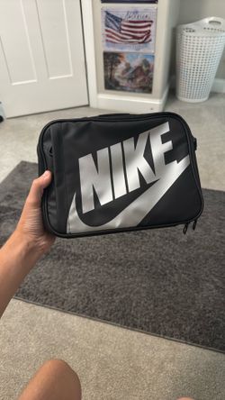 Brand New Nike Lunchbox