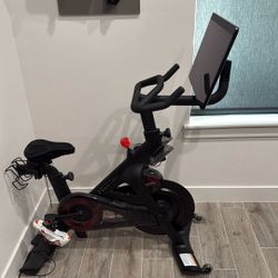 Peloton Bike +