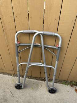 Walker Like New