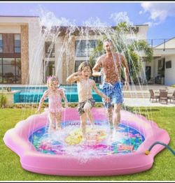 Children inflatable sprinkler pool