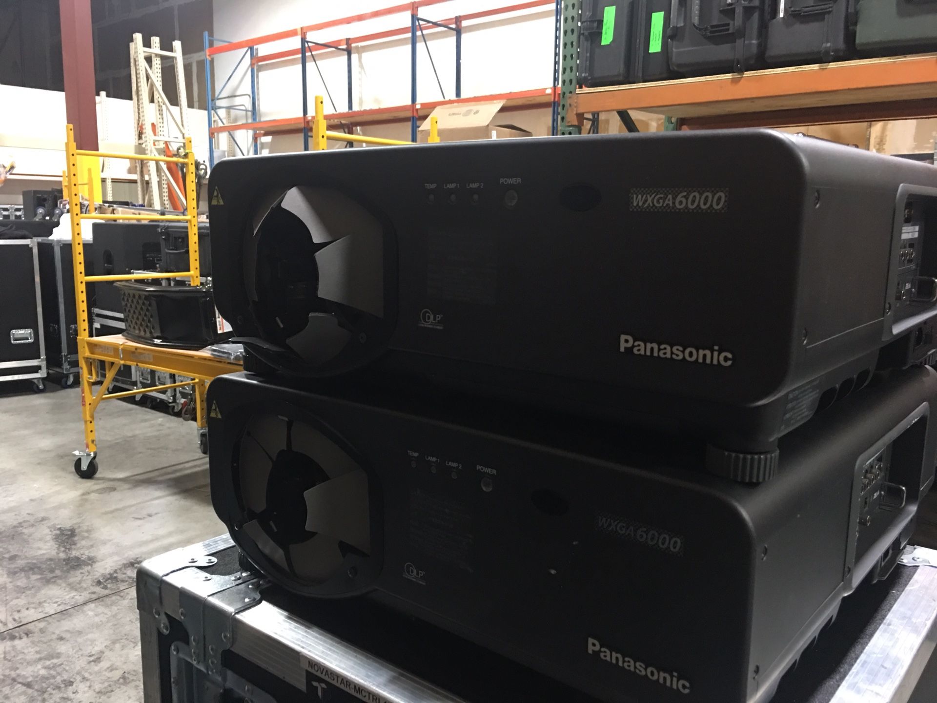 Panasonic WXGA 6000 Lumens DLP Projector PT-DW7000-k