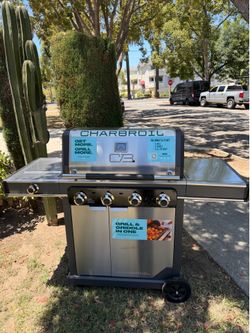 Charbroil Commercial Series Grill and Griddle Combo Stainless Steel 4 Burner