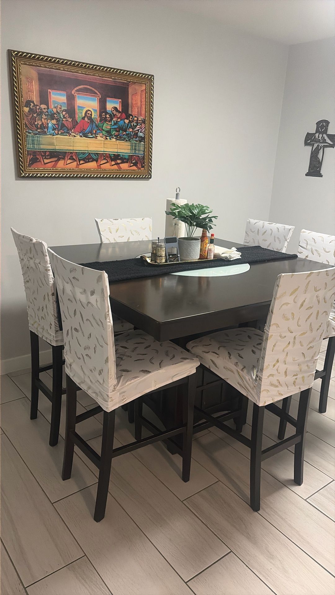 Dining Table 6-person