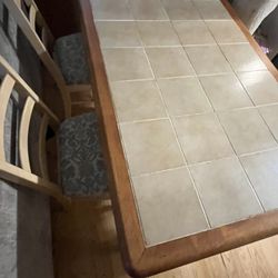 Beautiful vintage Tile-Top Dining Table with 4 sturdy chairs