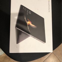 Microsoft Surface Go