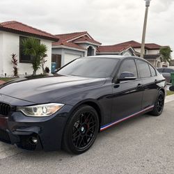 2013 BMW  335i MODERN LINE
