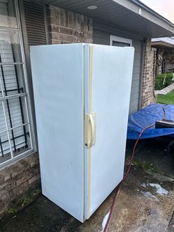 Deep freezer