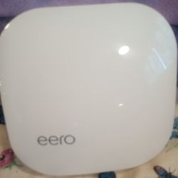 Eero Pro B010001 White Tri-Band Ethernet Ports AC Home Mesh Wi-fi System Router.