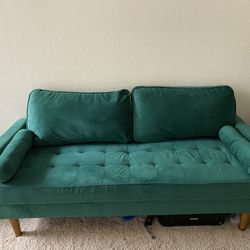 Vesgantti 68” Green Velvet Couch – 1 Year Old, Excellent Condition