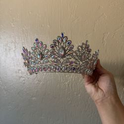Quince Crown 