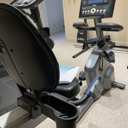 RS3 Lifecycle Exercise Bike