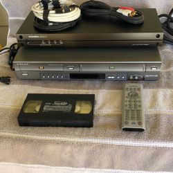 Samsung VHS Recorder/ DVD / VCR Combo Player DVD - V3650 w/Remote