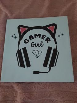 Gamer girl wall frame
