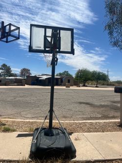 Super tall adjustable basket ball hoop