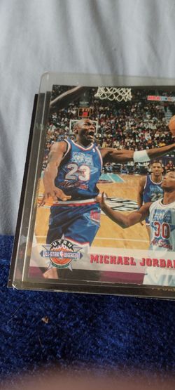 Basketball bundle star cards includes Jordan. Shaq see below