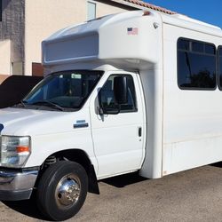 2014 Ford E450 Passenger Wheelchair Handicap Ramp Van / Bus - $14,900 (Southwest / Rhodes Ranch)

