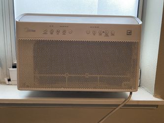 Air Conditioner - Midea 8000 BTU Window AC