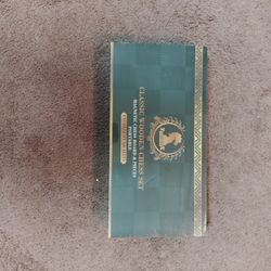 Classic Wooden Magnetic Chess Set