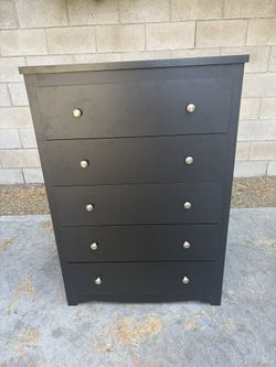dresser
