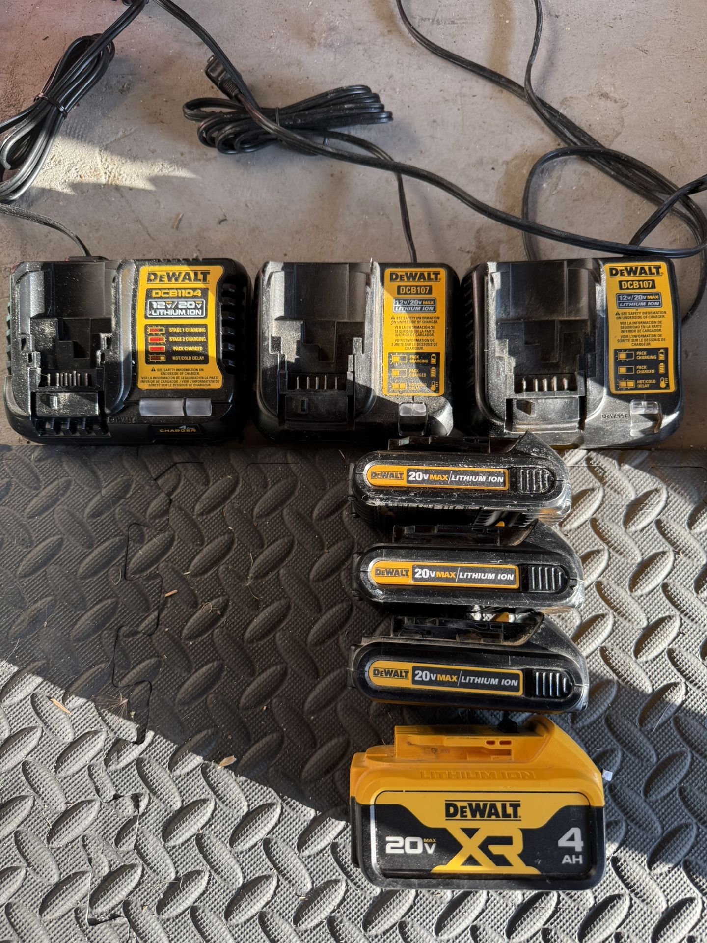 DEWALT 20V BATTERIES AND CHARGERS