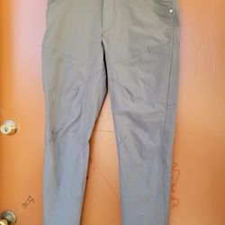 Kuhl Mens Silencr stretchy beige Pants style 5166 30x30