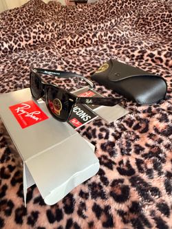 Rayban wayfarer sunglasses