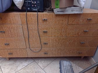 Dresser