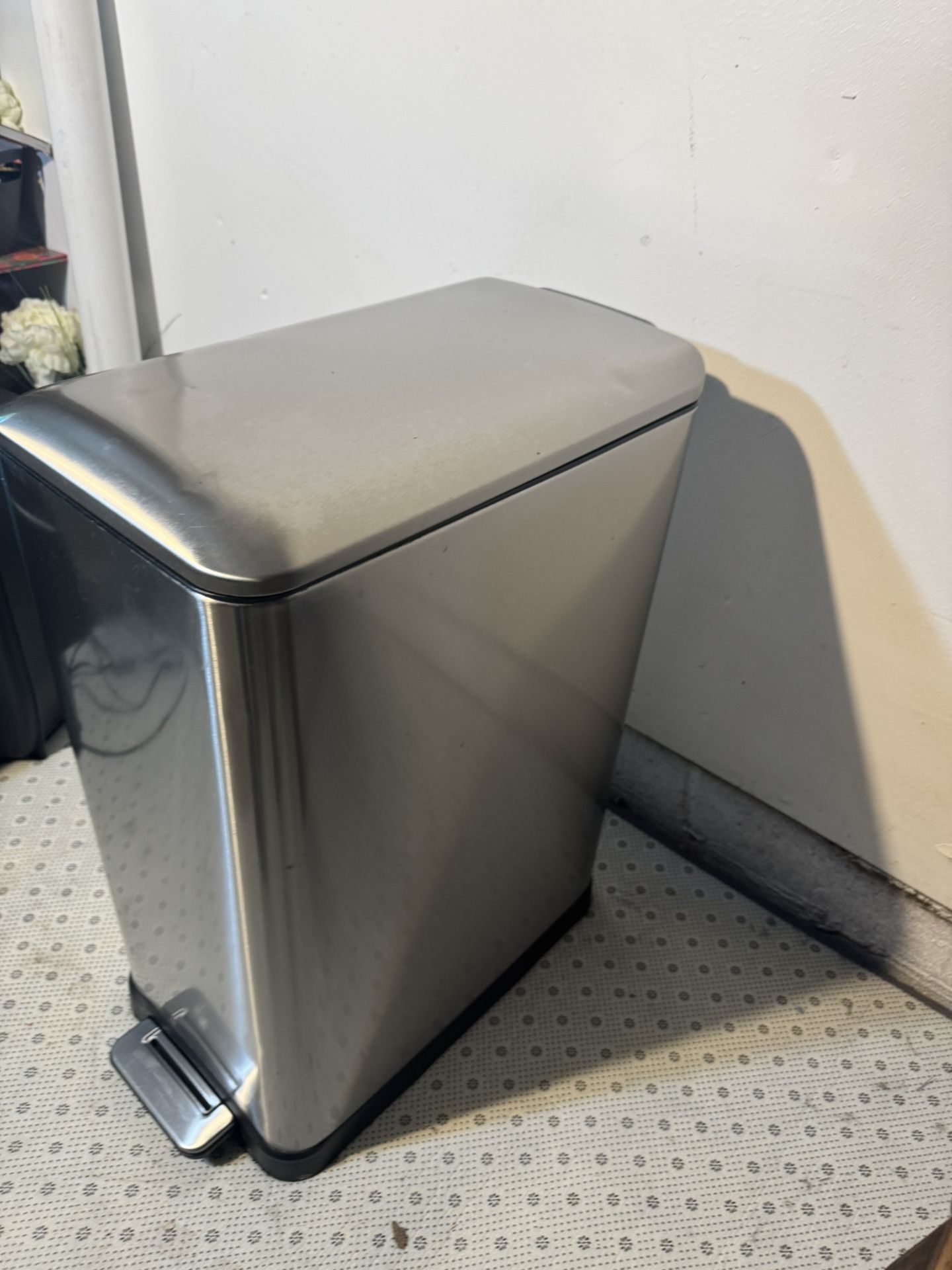 Kitchen Trash Can