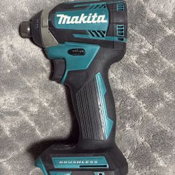 Makita XDT14 – 18V LXT Brushless Impact Driver (Tool Only)