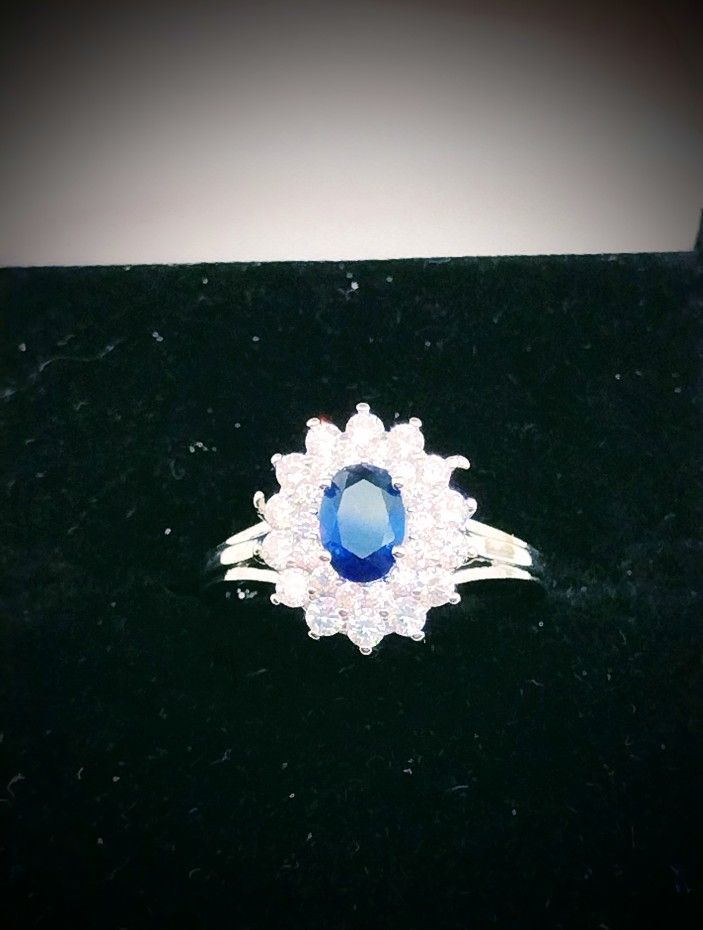 New Silver Sapphire Colored Ring