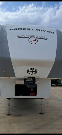 2025 Forest River cardinal  35fun fifth wheel