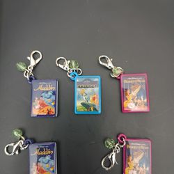 5 Disney Mini Story Books Charms 
