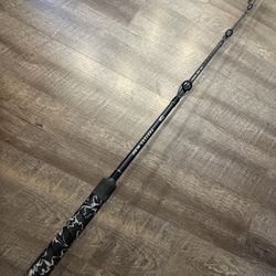 Daiwa Proteus 8’ Heavy Salt Water Fishing Rod. Great Condition 