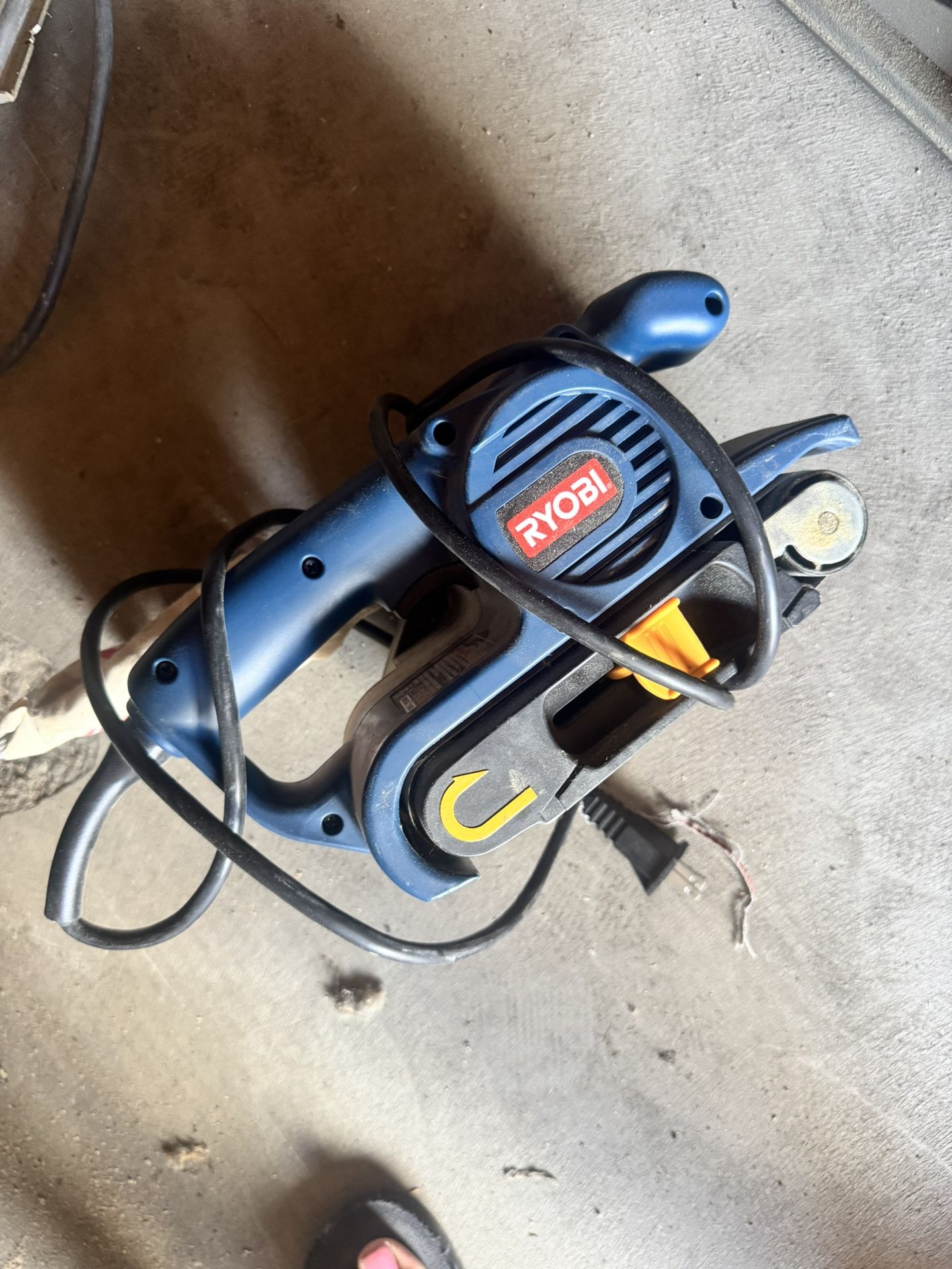 Ryobi Corded Belt Sander – Heavy Duty