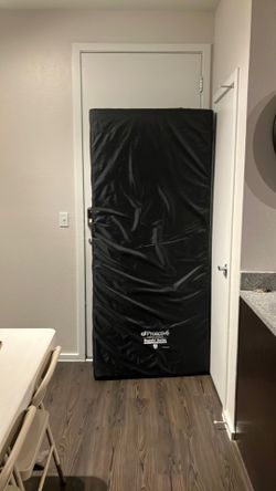 Pressure redistribution foam mattress