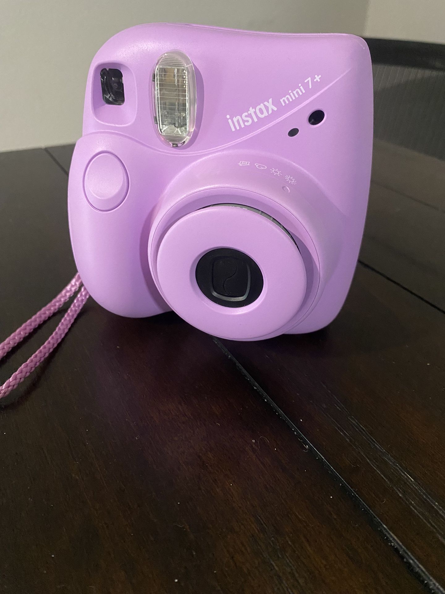Fuiifilm Minni7+ Camera 