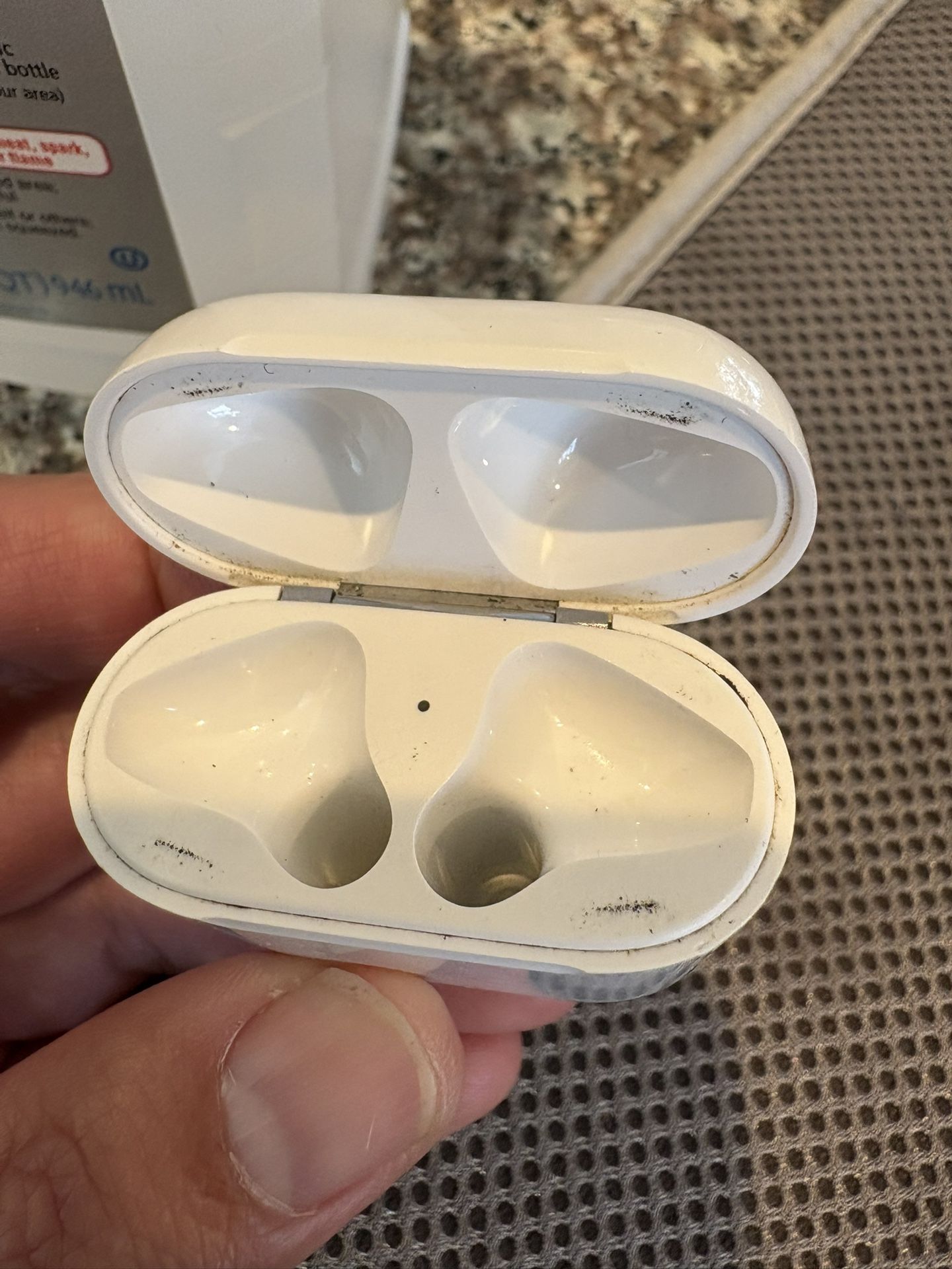 Genuine Apple AirPods / Air Pods Charging Case
