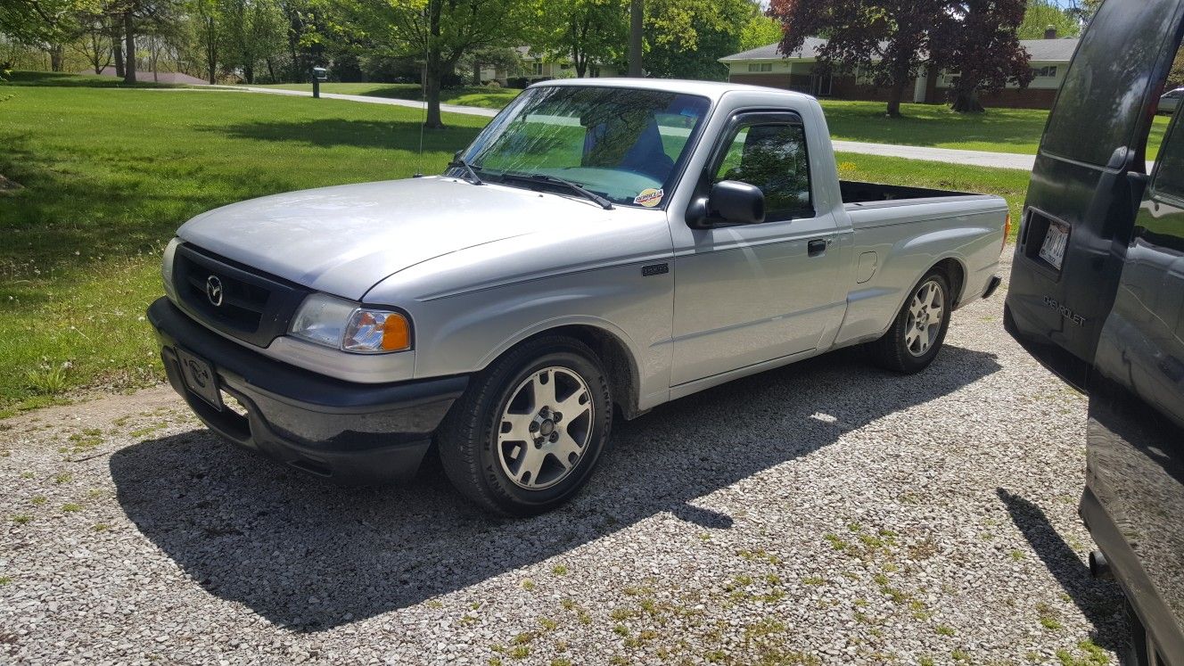 2004 Mazda B2300