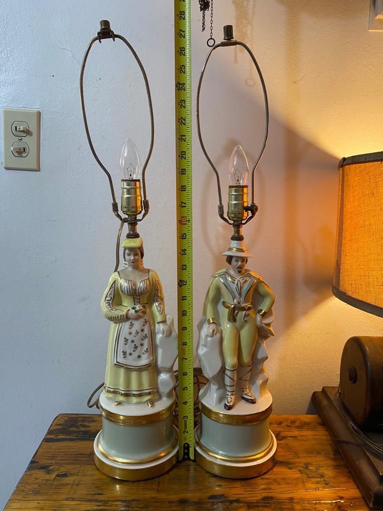 Lámparas porcelana fileteada época miden 28 plg antigua