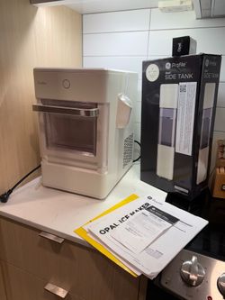 *MOVING SALE* GE Hearth & Hand Nugget ice maker