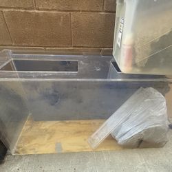 Fish Tank 90 Gallon? With Pump And Rocks Filtering Rocks Make Offer Just Want Gone