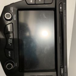 Hyundai Veloster OEM Radio