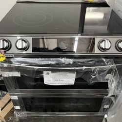 black samsung stove with duo oven and air fry