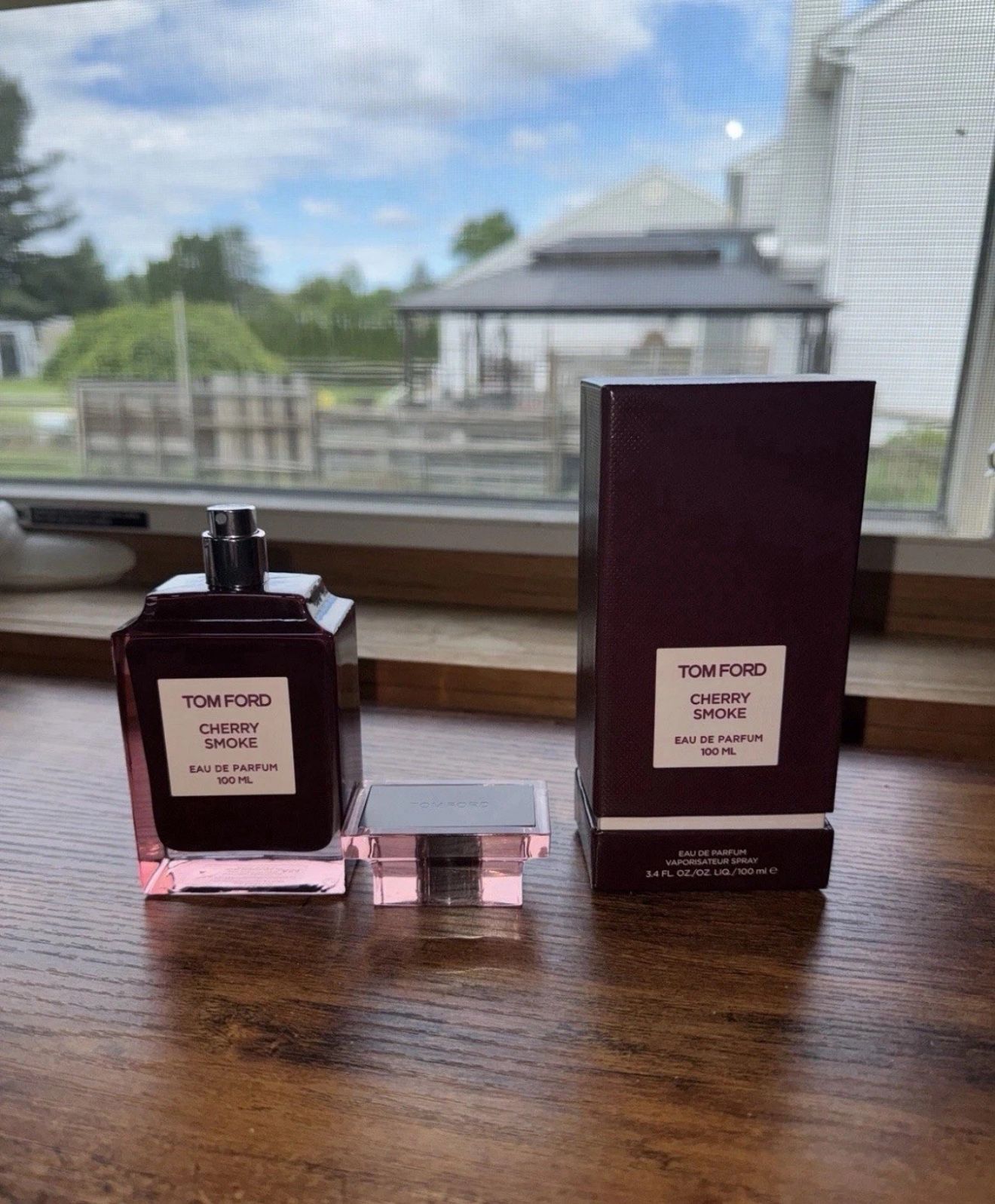 Tom Forđ Eau de Parfum CHERRY SMOKE
