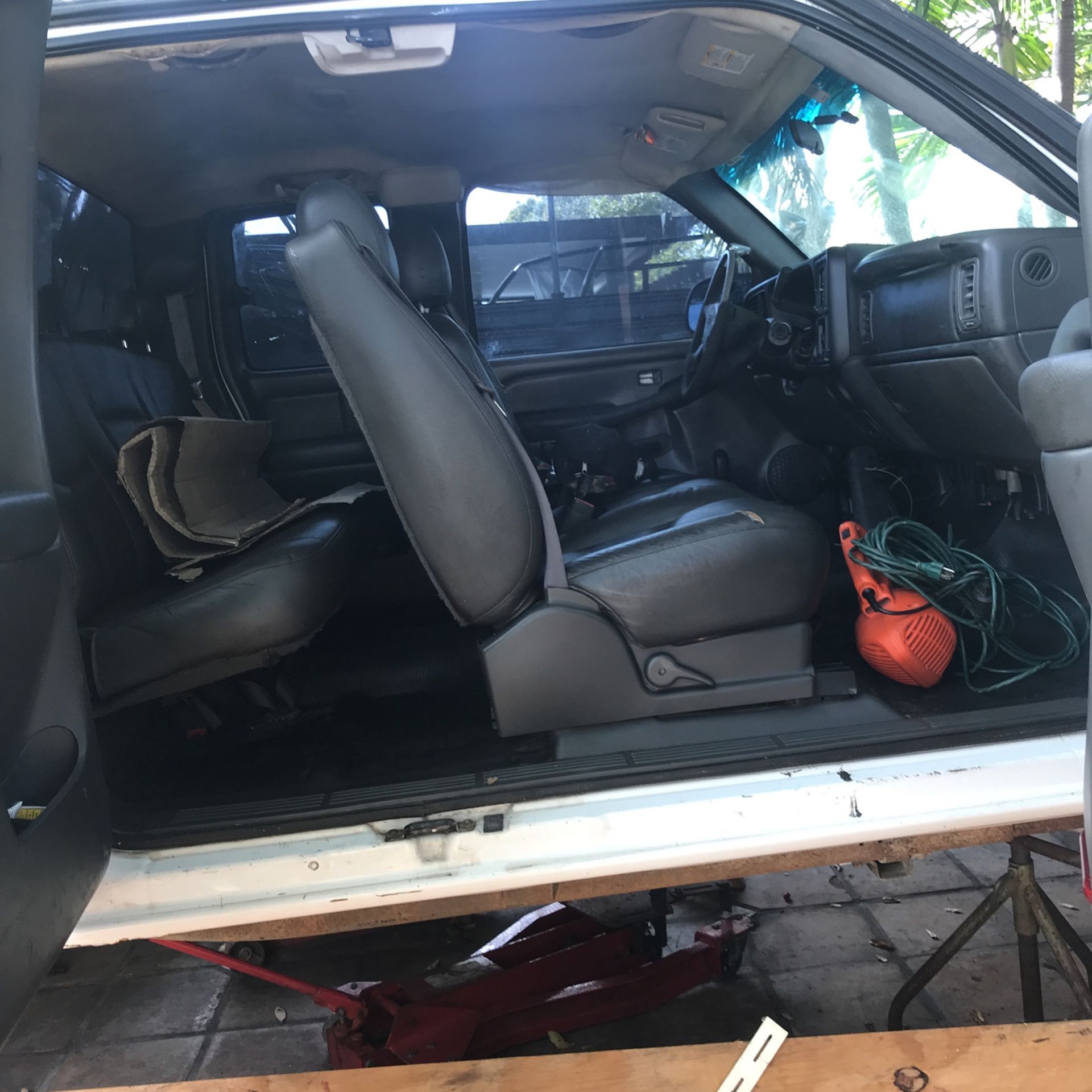 Part Interior Chevy and 4 door 