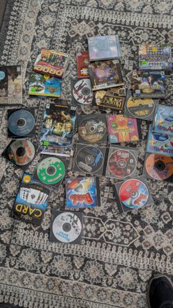 Vintage PC Game Collection - Warcraft II, Age of Empires, Bejeweled 2 ($10 for the whole lot)