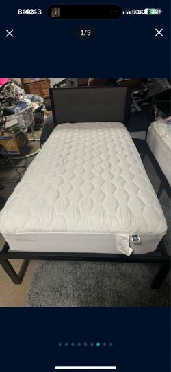 Twin wonderful posture pedic kingsman Sealy bed was used in spare bdrm New frame /head board gray