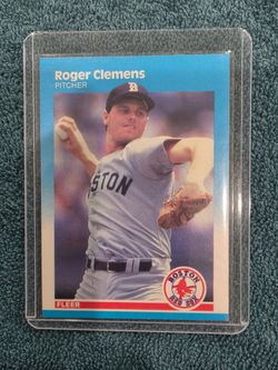 Roger Clemens Fleer Boston Red Sox Baseball Card