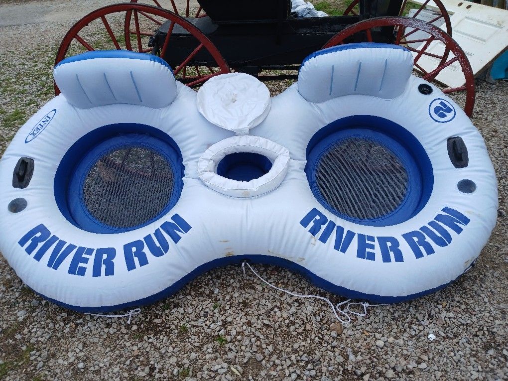 River Run 2 Man Floatee With Cooler